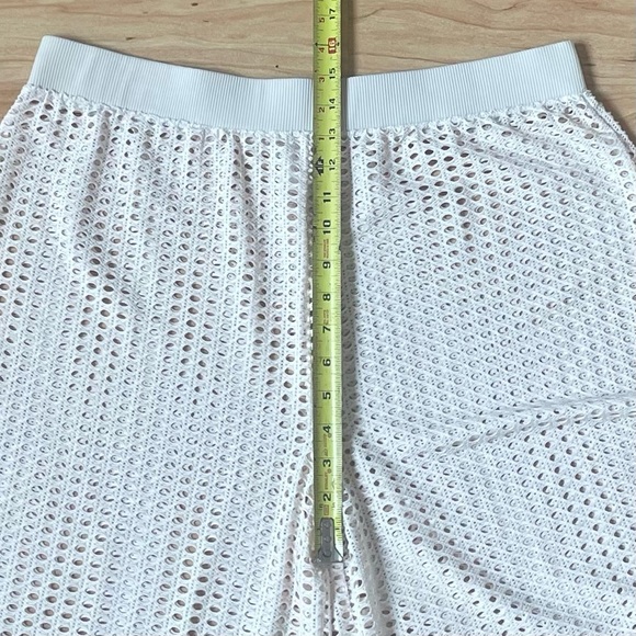 Shade & Shore Cream Crochet Woman’s Cover Up Pants Size XL NWOT! - Picture 6 of 6
